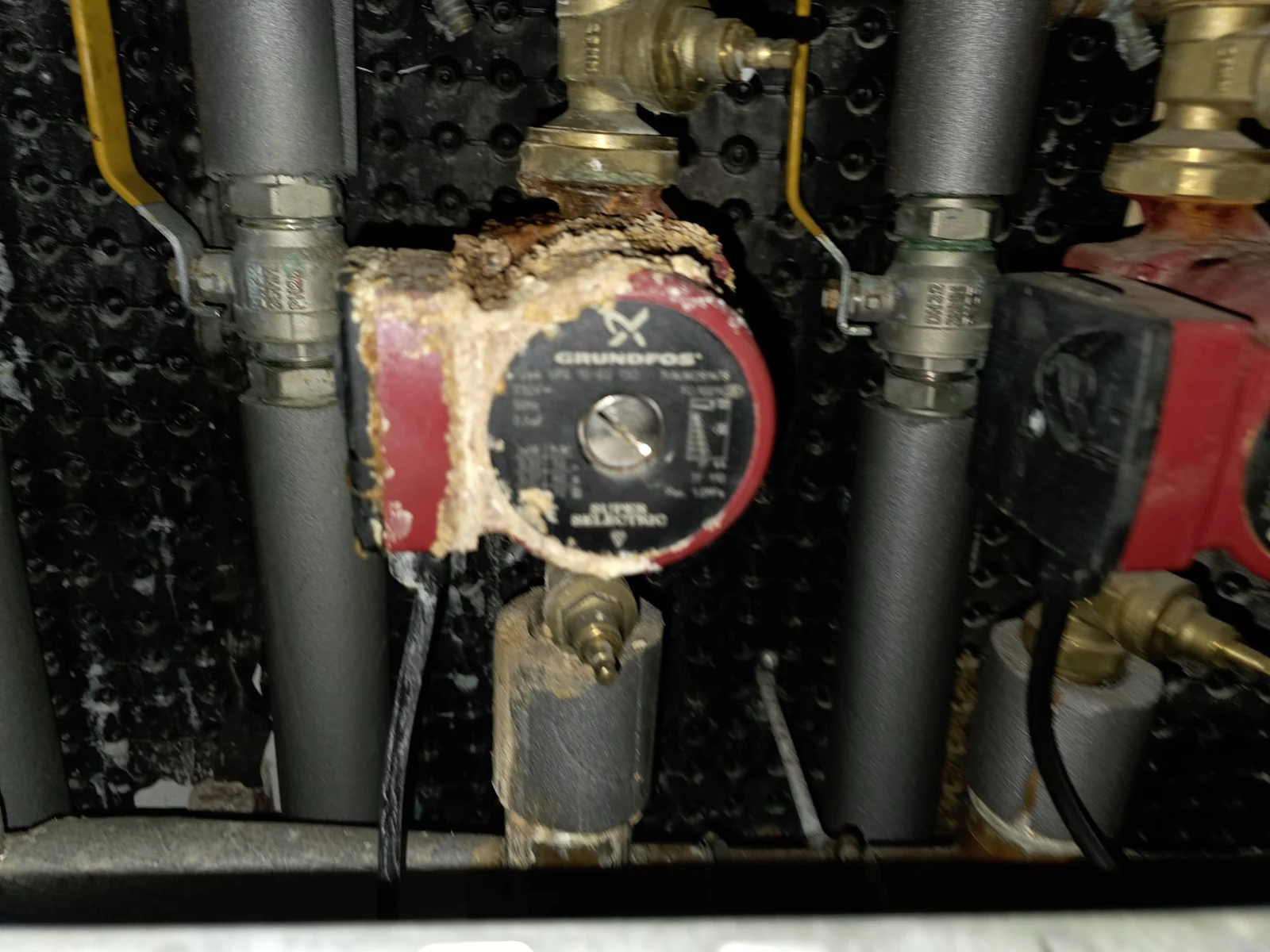 Pump condition seen during the heating investigation